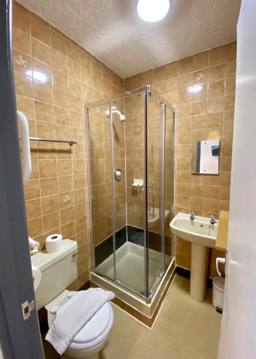 בלקפול Alumhurst Hotel מראה חיצוני תמונה