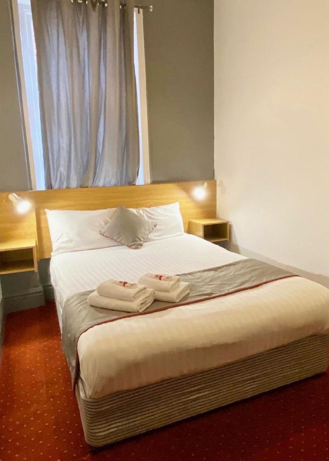 בלקפול Alumhurst Hotel מראה חיצוני תמונה