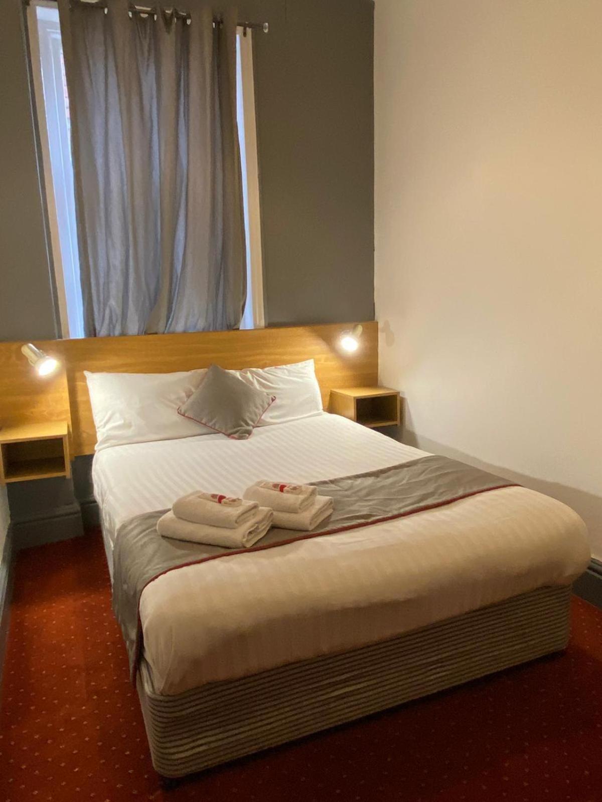 בלקפול Alumhurst Hotel מראה חיצוני תמונה
